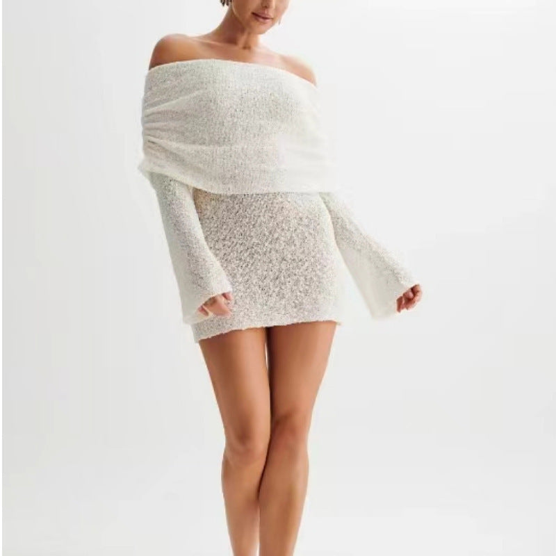 Schulterfreies Strickkleid