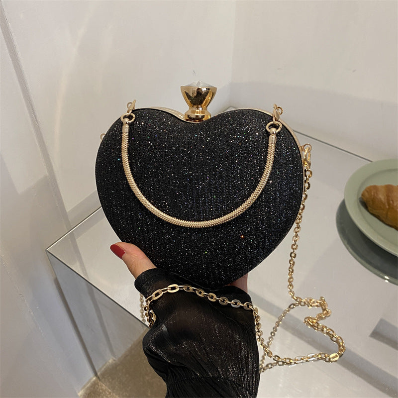 Elegante Herz-Abendtasche