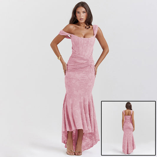 Schulterfreies Kleid